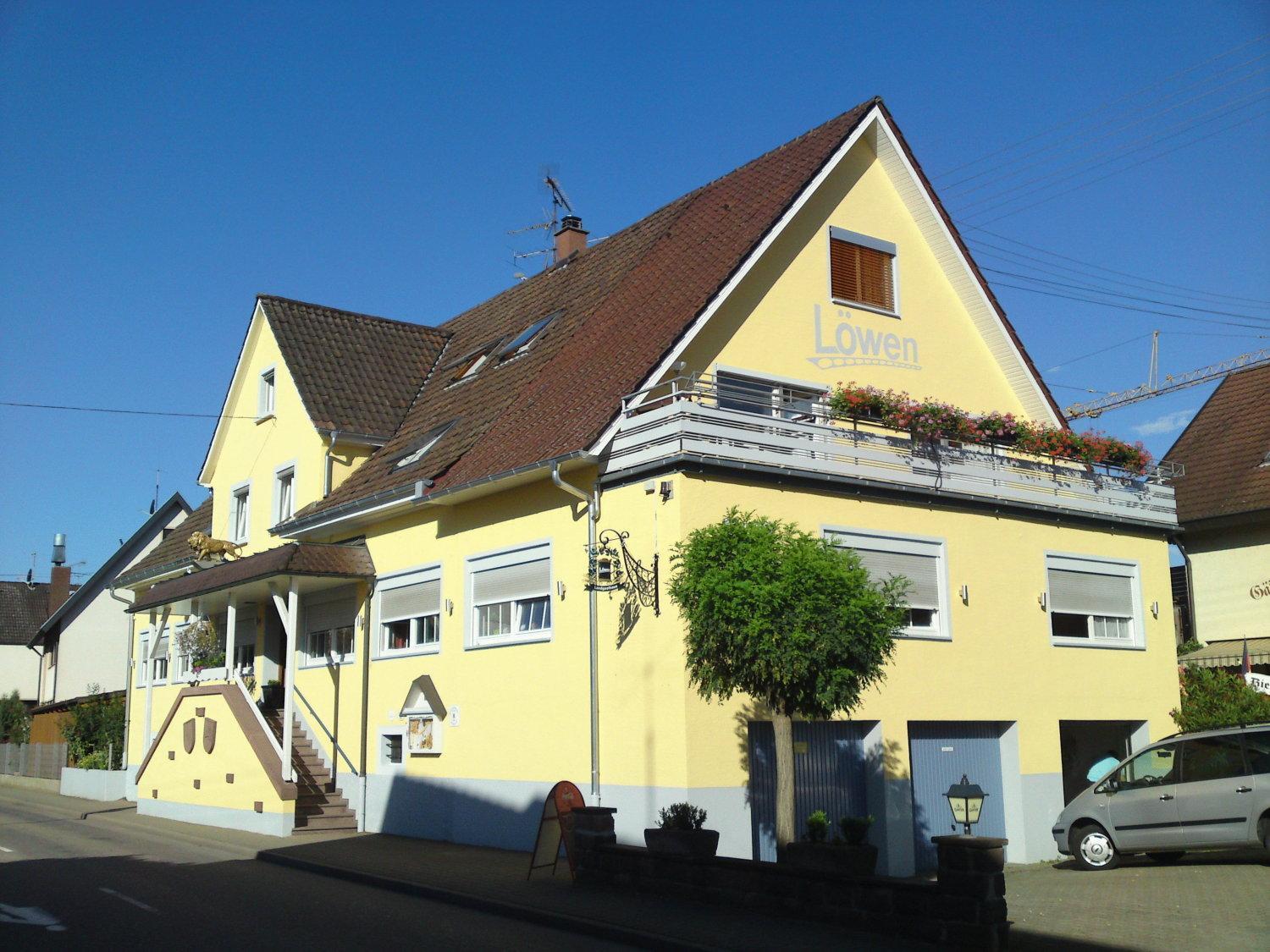 Landgasthaus Loewen Mit Gaestehaus Holzhausen  Экстерьер фото